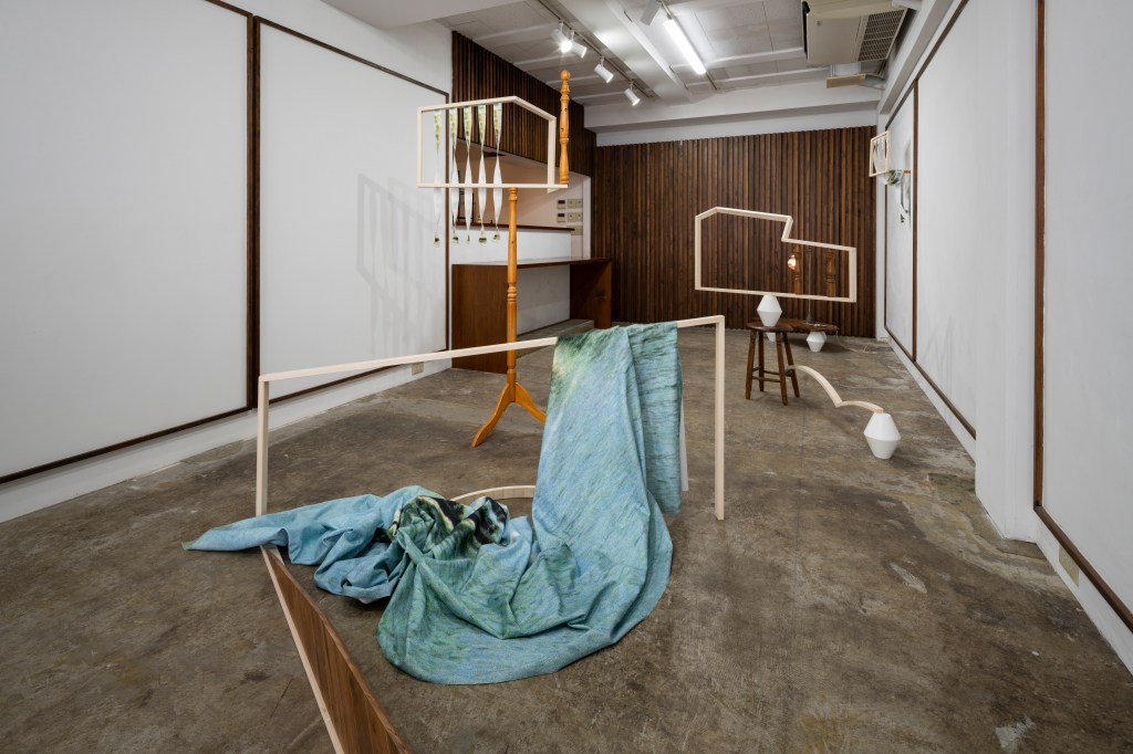 Someone’s Travel, A Place I Don’t Know.